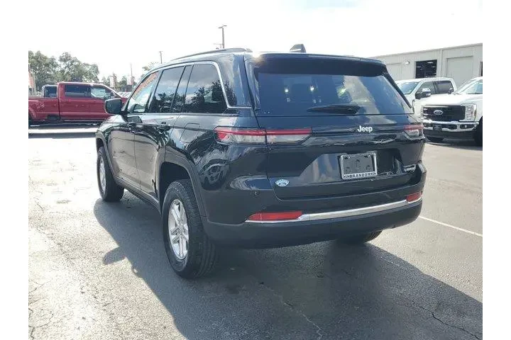 $33995 : Jeep Grand Cherokee 2025 4x2 image 7