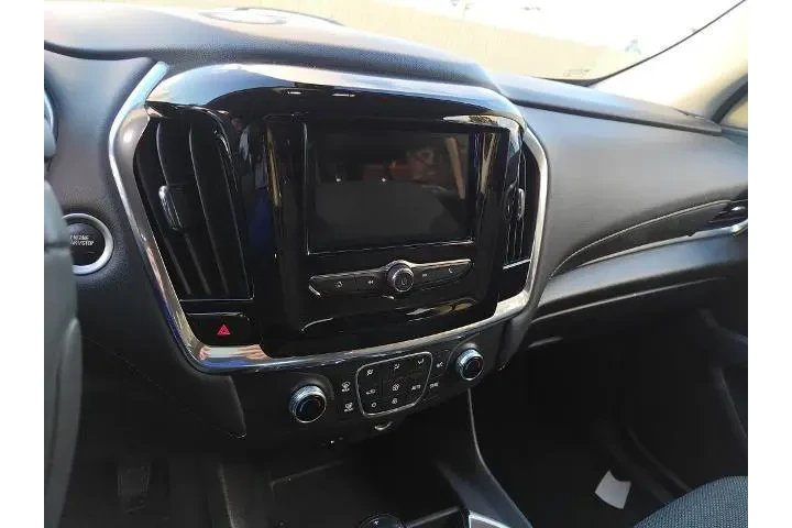 $21943 : Chevrolet Traverse 2020 LS 4 image 10