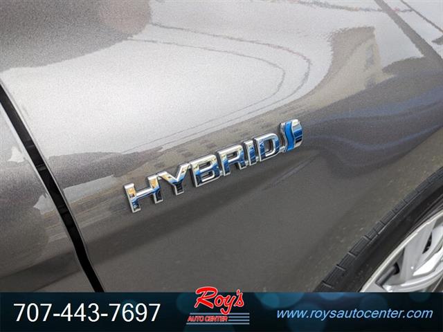 $21995 : 2018 Camry Hybrid LE Sedan image 9