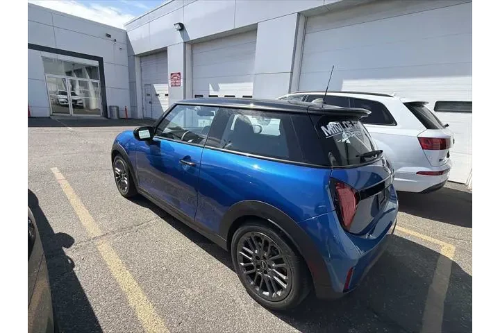 $29493 : MINI Hardtop 2 Door 2025 Coo image 8