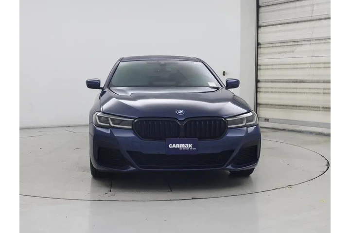 $30998 : BMW 5 Series 2022 530e 4dr S image 5