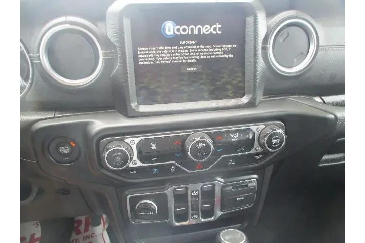 $29987 : Jeep Wrangler 2023 4x4 Sahar image 5