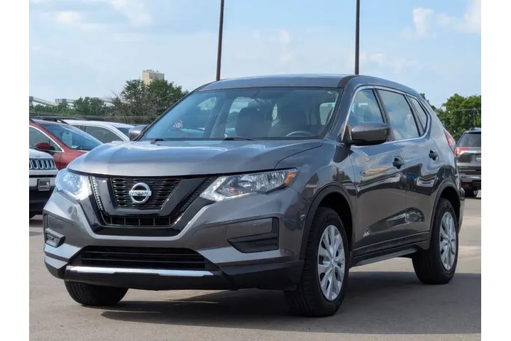 $10754 : 2017 Rogue S image 8