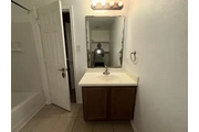 cuarto con  baño privado