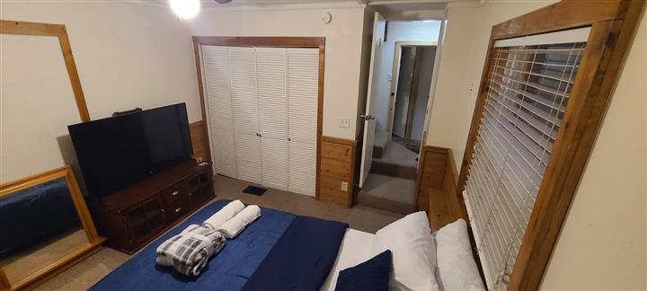 $900 : Cuarto en Lake Arrowhead image 1