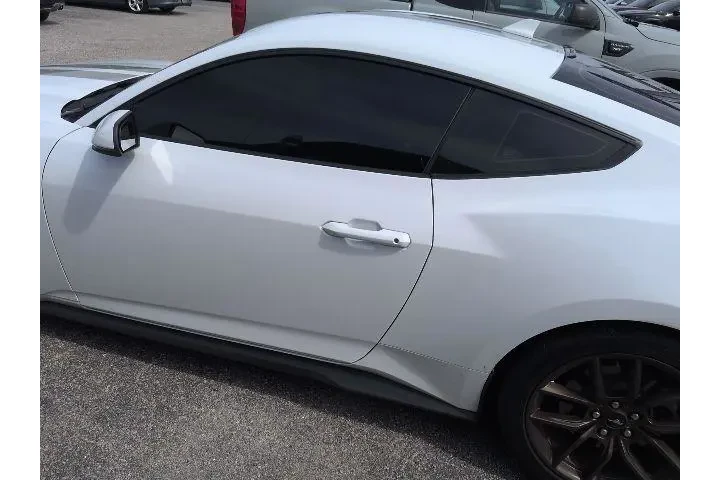 $32519 : Ford Mustang 2024 EcoBoost 2 image 8