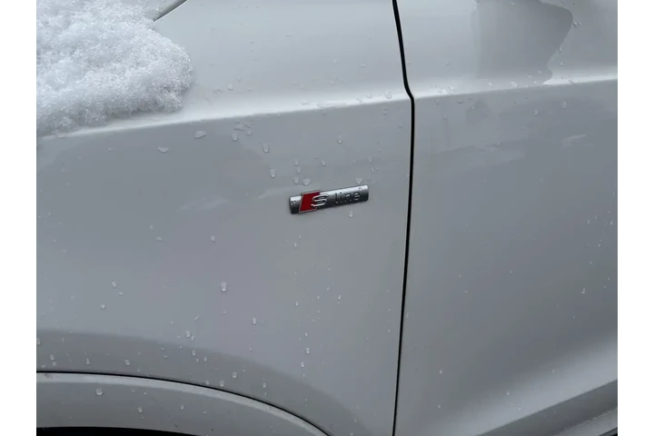 $14995 : Audi Q3 2018 AWD 2.0T quattr image 10