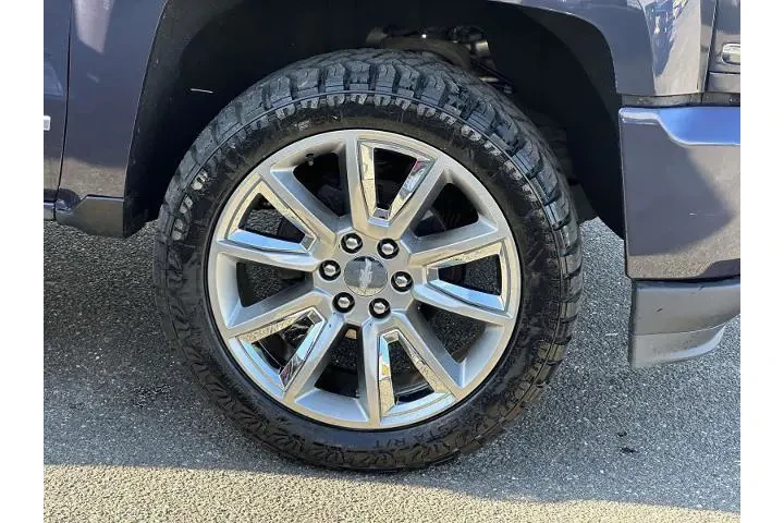 $27980 : Chevrolet Silverado 1500 201 image 9