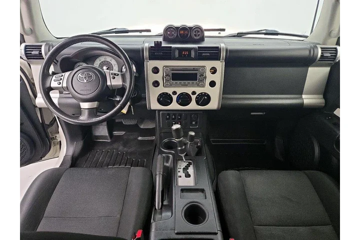 $36998 : Toyota FJ Cruiser 2014 4x4 4 image 9