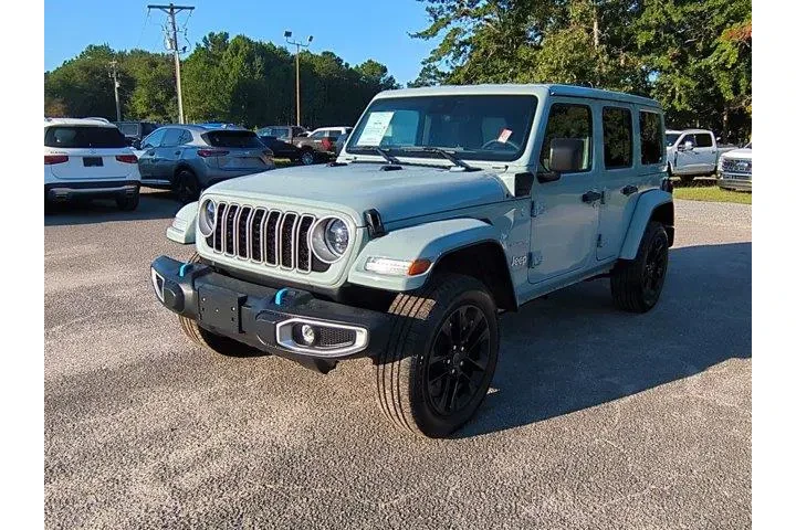 $34730 : Jeep Wrangler 2024 4x4 Sahar image 8