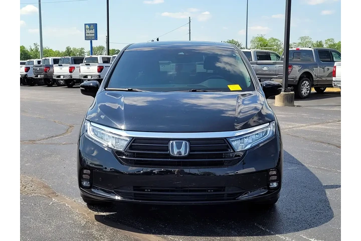$39795 : Honda Odyssey 2024 Touring 4 image 9