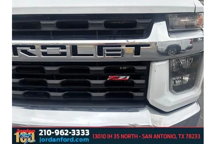 $34346 : Chevrolet Silverado 2500HD 2 image 3