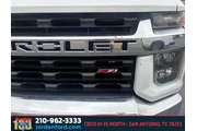 $34346 : Chevrolet Silverado 2500HD 2 thumbnail