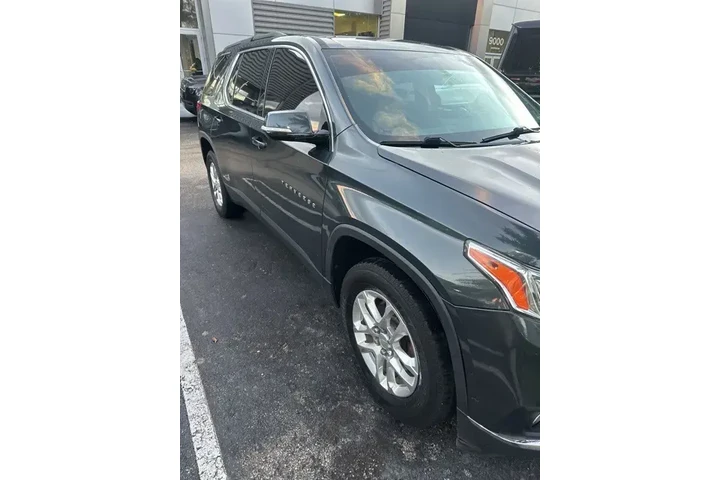 Chevrolet Traverse 2019 LT C image 3
