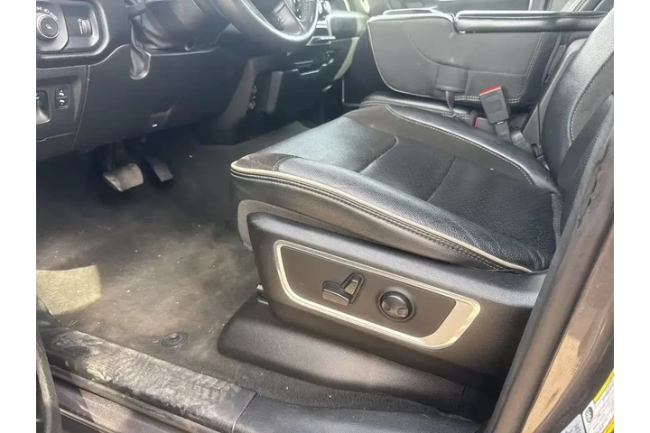 $36354 : Ram 1500 2023 4x4 Laramie 4d image 9