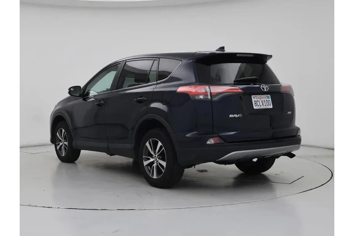 $24998 : Toyota RAV4 2018 XLE 4dr SUV image 2