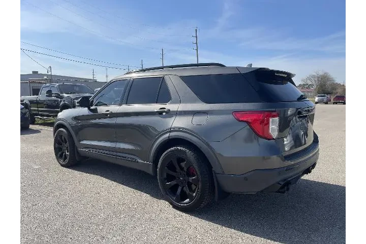 $26988 : Ford Explorer 2020 AWD ST 4d image 3