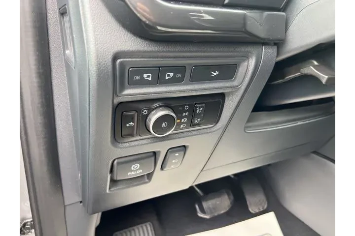 $36302 : Ford F-150 2023 4x4 XLT 4dr image 8