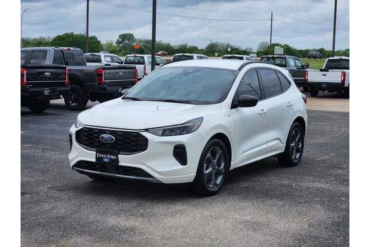 $18995 : Ford Escape 2023 ST-Line 4dr image 3