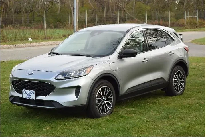 $20500 : Ford Escape Plug-In Hybrid 2 image 3