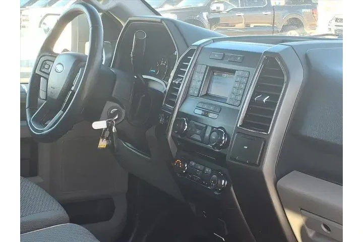 $26625 : Ford F-150 2018 4x2 XLT 4dr image 10