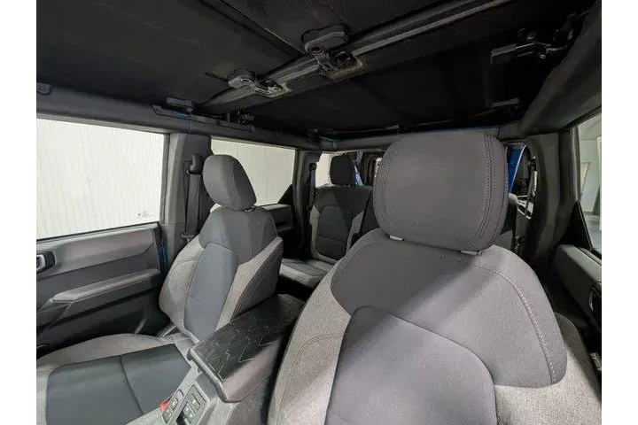 $39832 : Ford Bronco 2023 4x4 Black D image 5