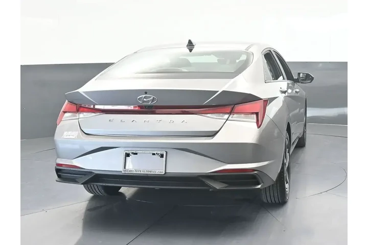 $16527 : Hyundai ELANTRA 2023 SEL 4dr image 5