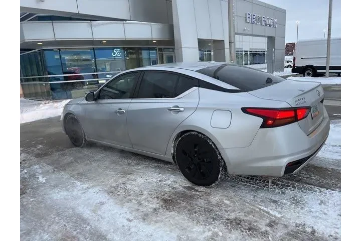 $11900 : Nissan Altima 2019 2.5 S 4dr image 3