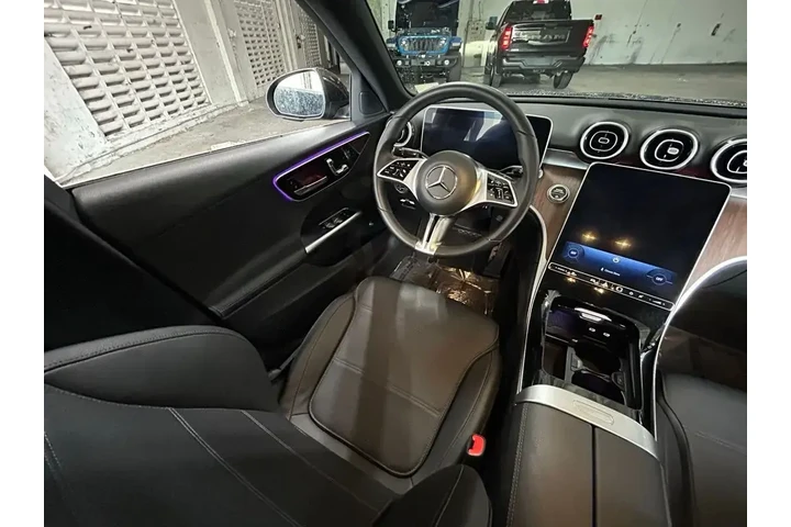 $36000 : Mercedes-Benz C-Class 2025 A image 9