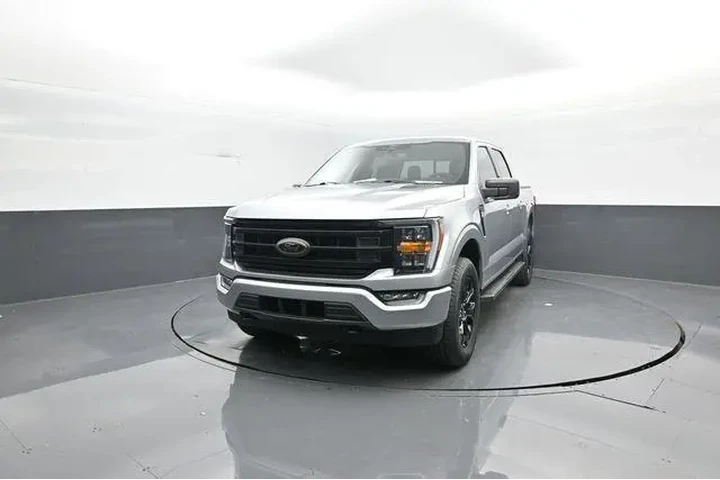 $37488 : Ford F-150 2022 4x4 Lariat 4 image 3