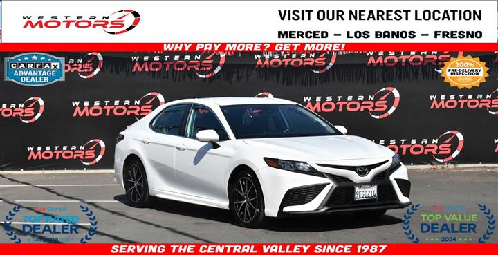 $26998 : Camry SE Sedan 4D image 1