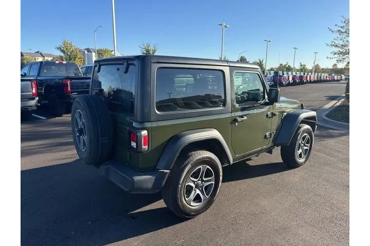 $27500 : Jeep Wrangler 2023 4x4 Sport image 7