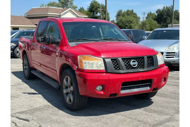 2012 NISSAN TITAN CREW CAB SV image 7