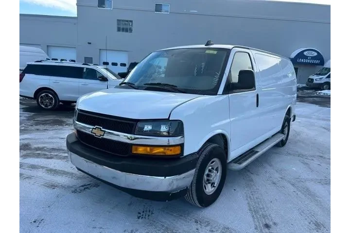 $30495 : Chevrolet Express 2024 2500 image 7