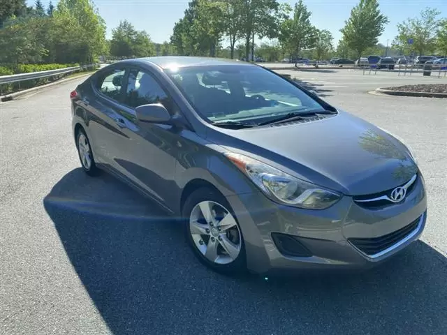 $3800 : 2013 Hyundai Elantra GLS image 1