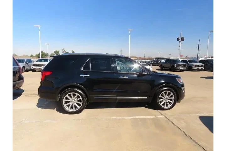$7999 : Ford Explorer 2017 AWD Limit image 9