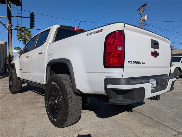 $27995 : 2019 Colorado 4WD Crew Cab ZR2 image 6