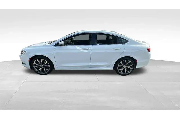 $11992 : Chrysler 200 2015 C 4dr Seda image 5