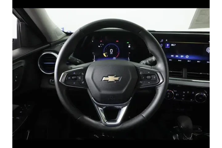 $23875 : Chevrolet Trax 2025 LT 4dr C image 10