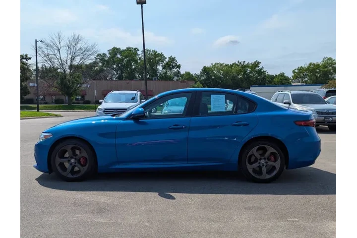 $19475 : 2018 Alfa Romeo Giulia Sport image 6