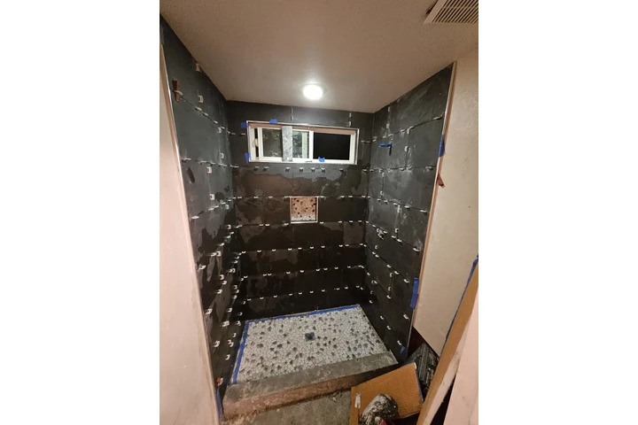 Experienced Tile Installer. image 4