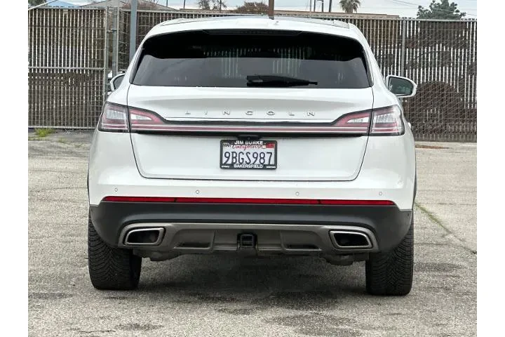 $29210 : Lincoln Nautilus 2022 AWD Re image 4