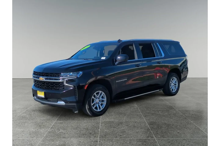 Chevrolet Suburban 2024 4x4 image 1