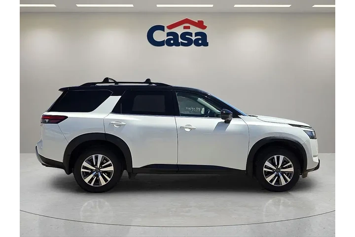 $34595 : Nissan Pathfinder 2024 SL 4d image 2