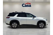 $34595 : Nissan Pathfinder 2024 SL 4d thumbnail