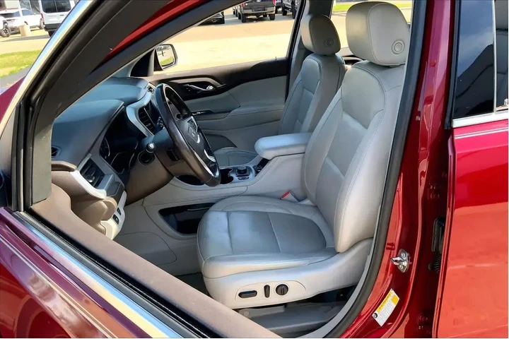 $23965 : GMC Acadia 2020 SLT 4dr SUV image 8