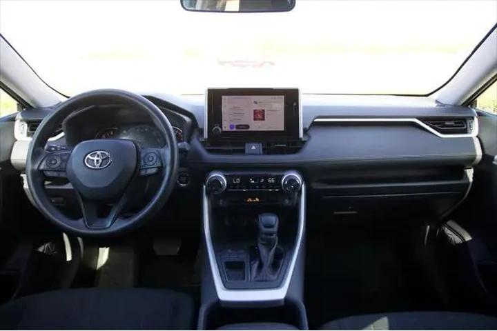 $26995 : Toyota RAV4 2023 XLE 4dr SUV image 7