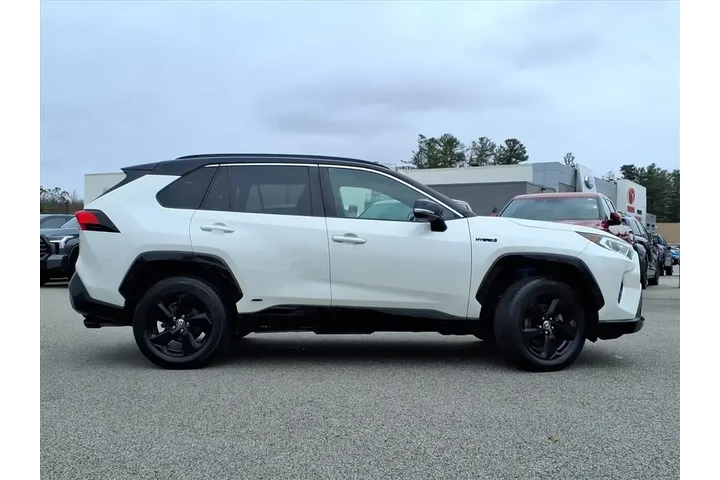 $31999 : Toyota RAV4 Hybrid 2021 AWD image 2
