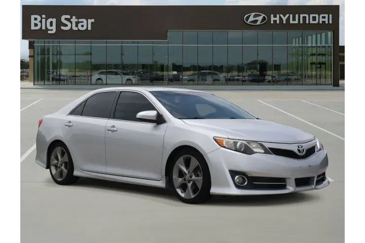 $16213 : Toyota Camry 2014 SE V6 4dr image 6