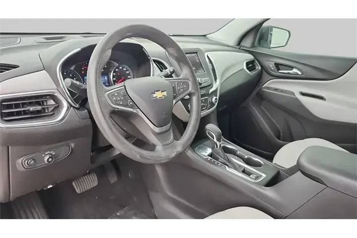 $19689 : Chevrolet Equinox 2023 LS 4d image 9